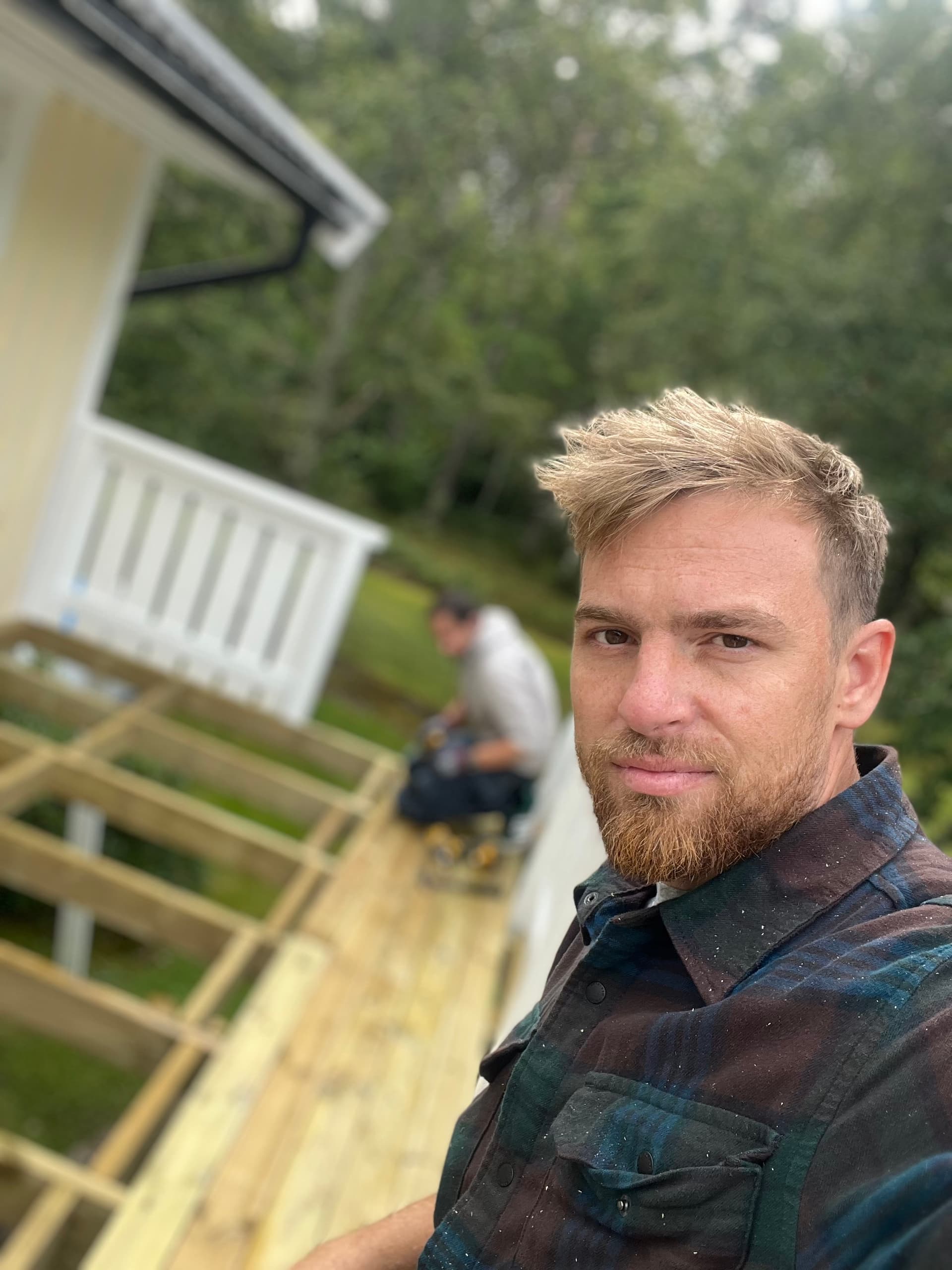 Sweacraft hantverkare på trallbygge